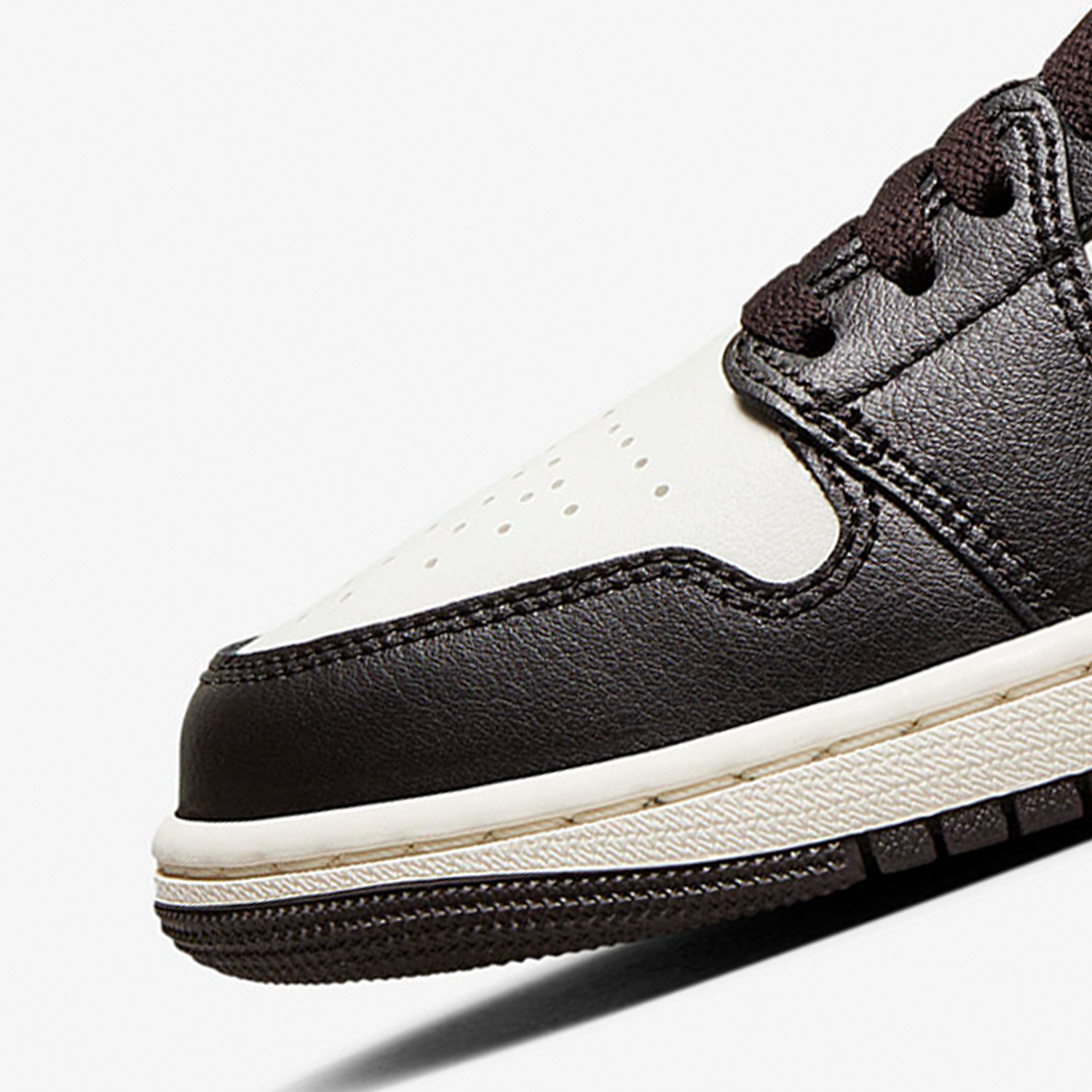 Оригинальные женские спортивны – обзор и цена Women'S Shoes Nike Jordan